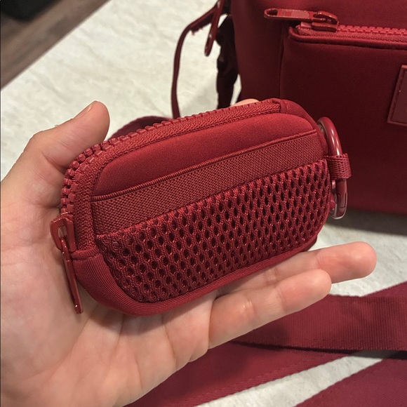 Dagne Dover Red Crossbody Bag Set - Picture 5 of 8